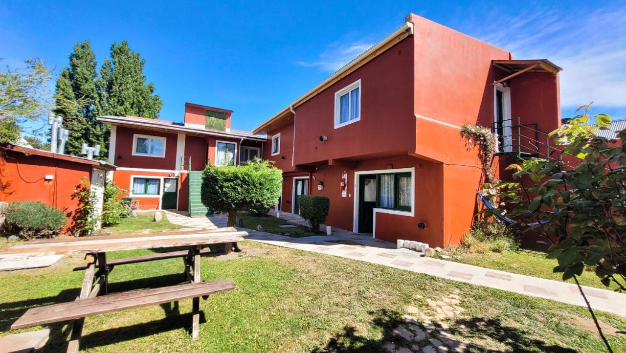 Amancay Hostal Patagonico Hotel El Calafate Exterior photo